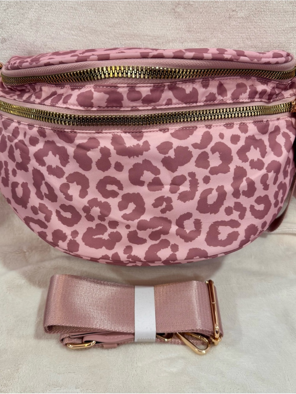 New Pink Leopard Print Crossbody Bag with Adjustable Strap and Gold Hardware